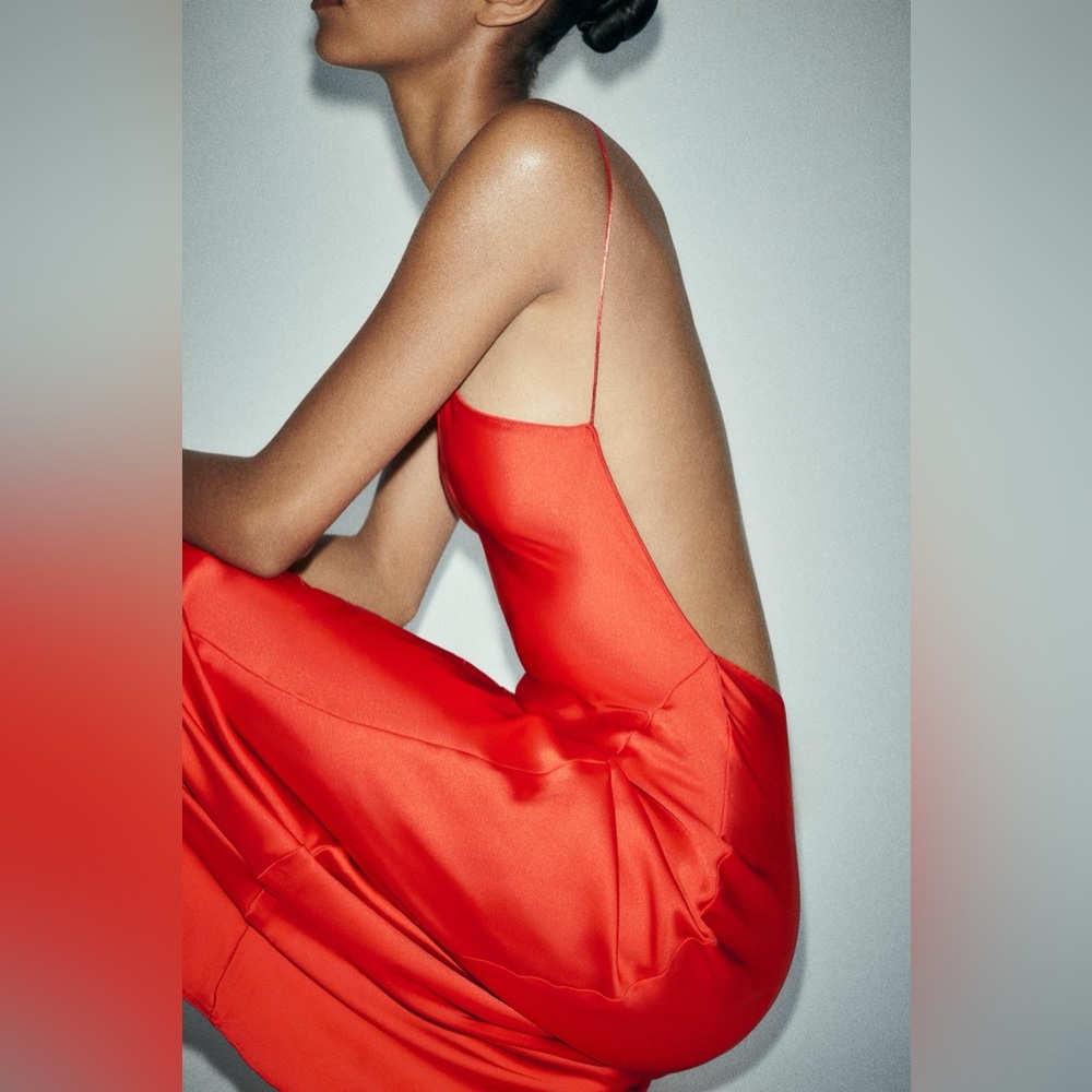 ๐(NWOT) ZARA Bloggers Fav Open Back Satin Maxi Dress in Red. Size SMALL - Picture 15 of 16